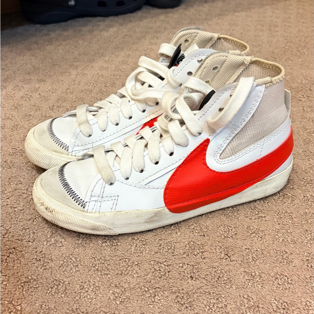 Nike Blazer High tops Men’s 9.5